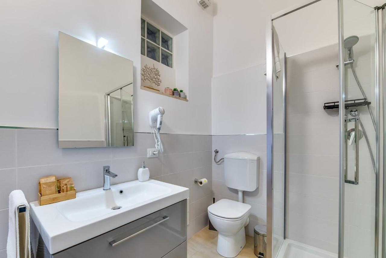 Anima Rooms Apartments Шакка Екстер'єр фото